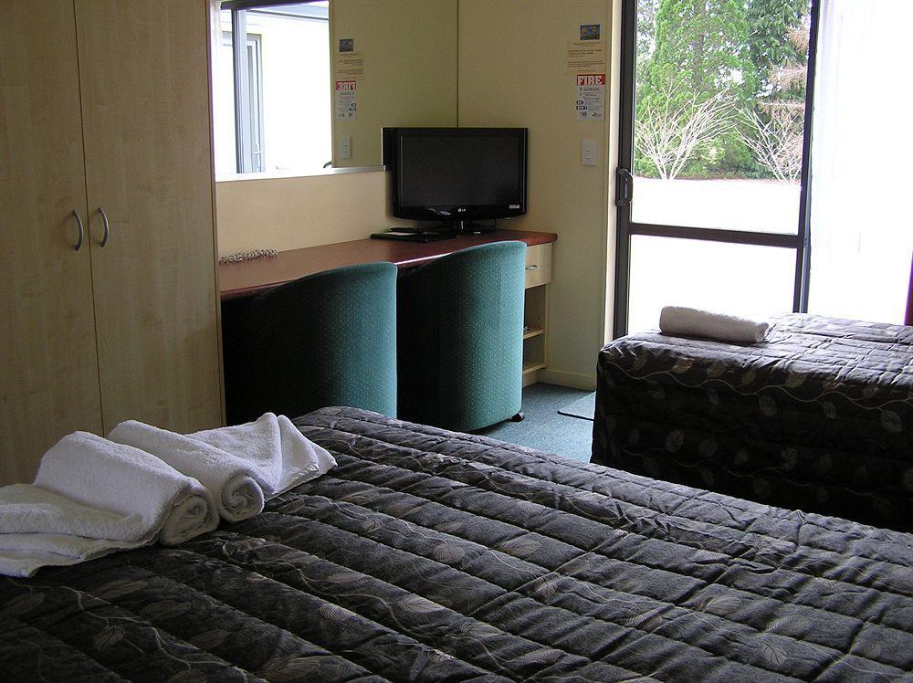 Bella Vista Motel Te Anau Dış mekan fotoğraf