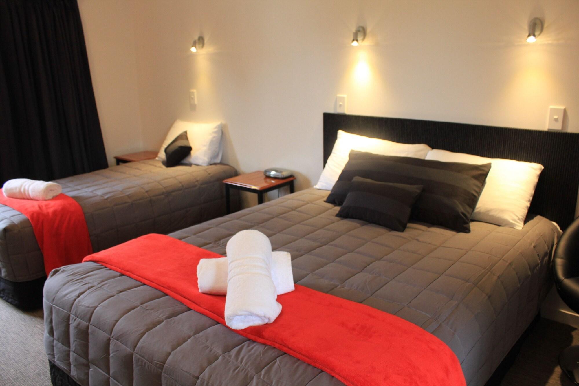 Bella Vista Motel Te Anau Dış mekan fotoğraf