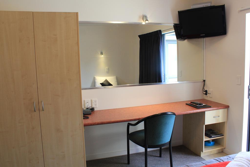 Bella Vista Motel Te Anau Dış mekan fotoğraf