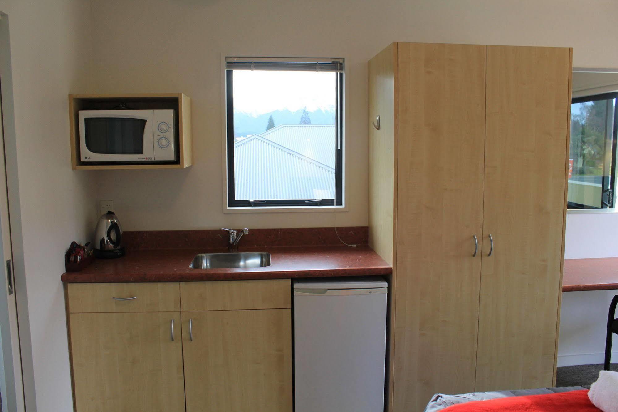 Bella Vista Motel Te Anau Dış mekan fotoğraf
